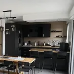 Chaleureux Avec Vue Sur 펜션 *