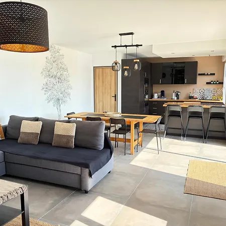 Chaleureux Avec Vue Sur בית נופש *