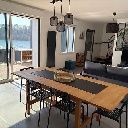 Chaleureux Avec Vue Sur * Changey