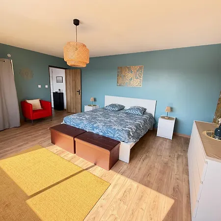 Chaleureux Avec Vue Sur Changey