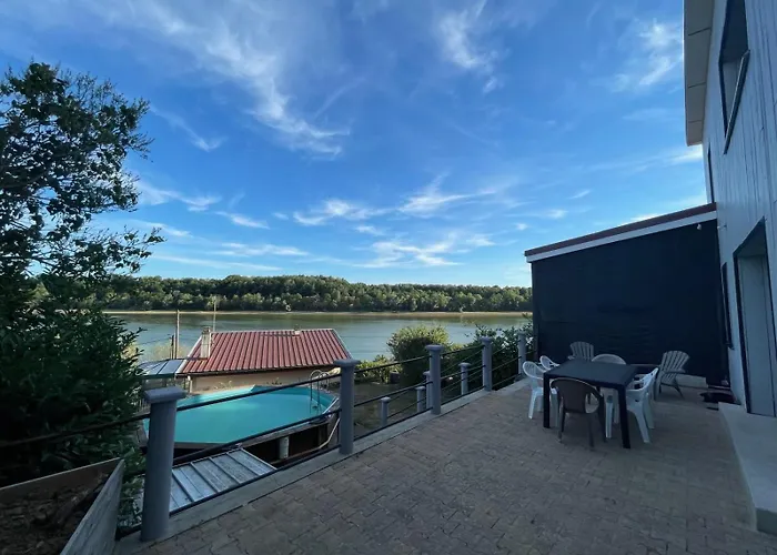 Chaleureux Avec Vue Sur Changey